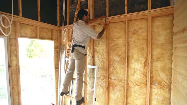 Best Spray Foam Insulation  in Tokeneke, CT